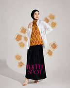 AERA Pleated Top